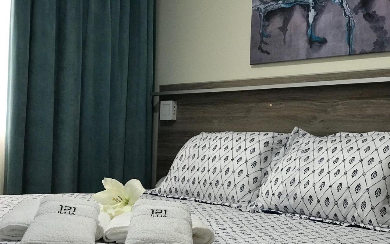 Illia 121 Apart Hotel Neuquén Zewnętrze zdjęcie