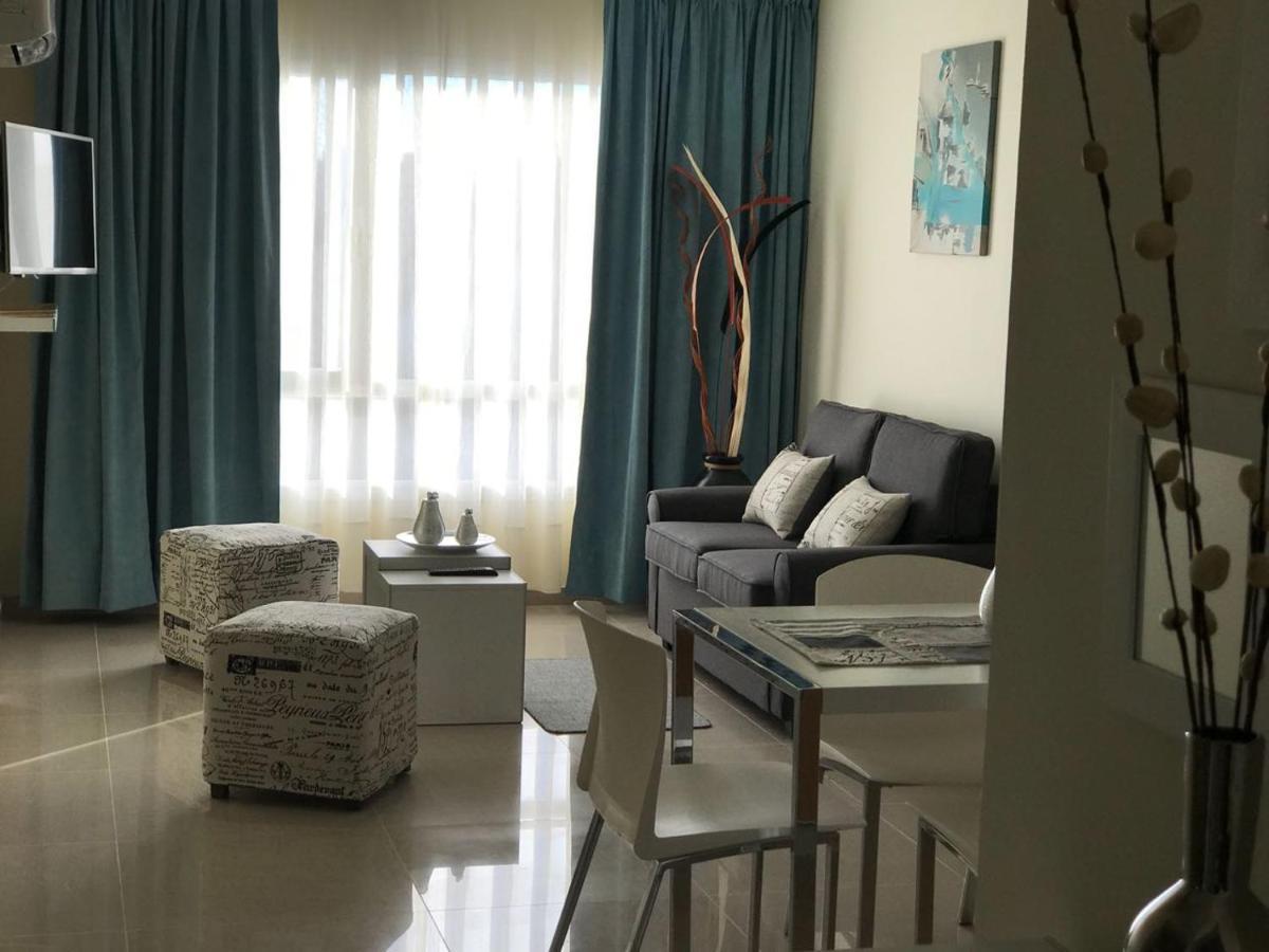Illia 121 Apart Hotel Neuquén Zewnętrze zdjęcie