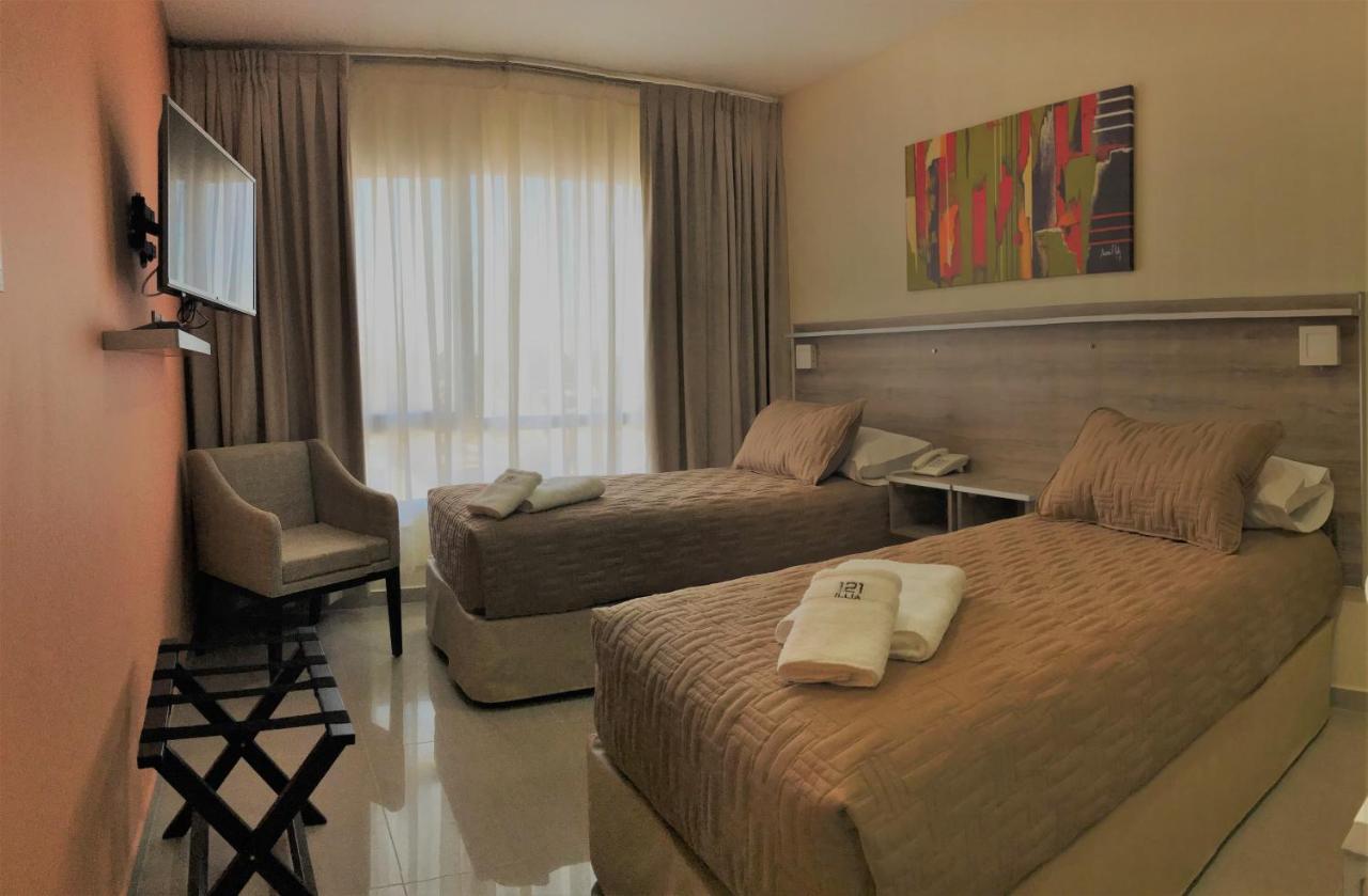 Illia 121 Apart Hotel Neuquén Zewnętrze zdjęcie