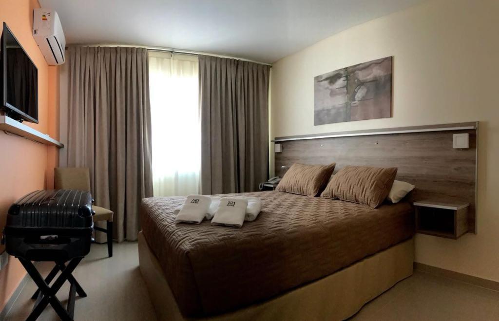 Illia 121 Apart Hotel Neuquén Zewnętrze zdjęcie