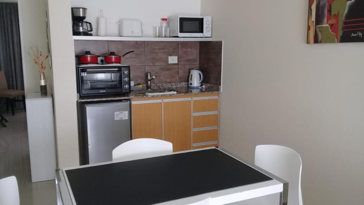 Illia 121 Apart Hotel Neuquén Zewnętrze zdjęcie